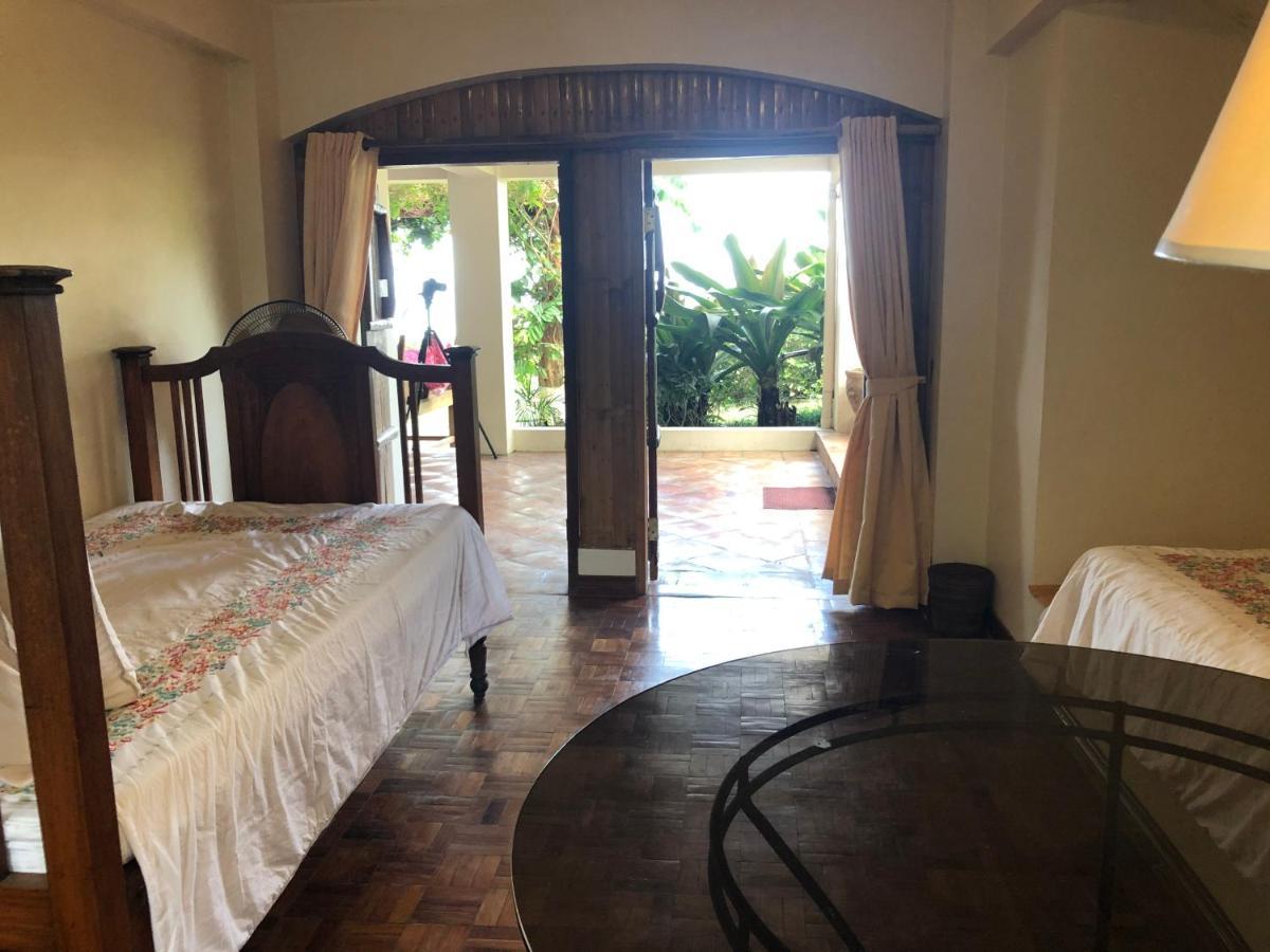 Ataalaya Farmhouse Batangas Exterior photo
