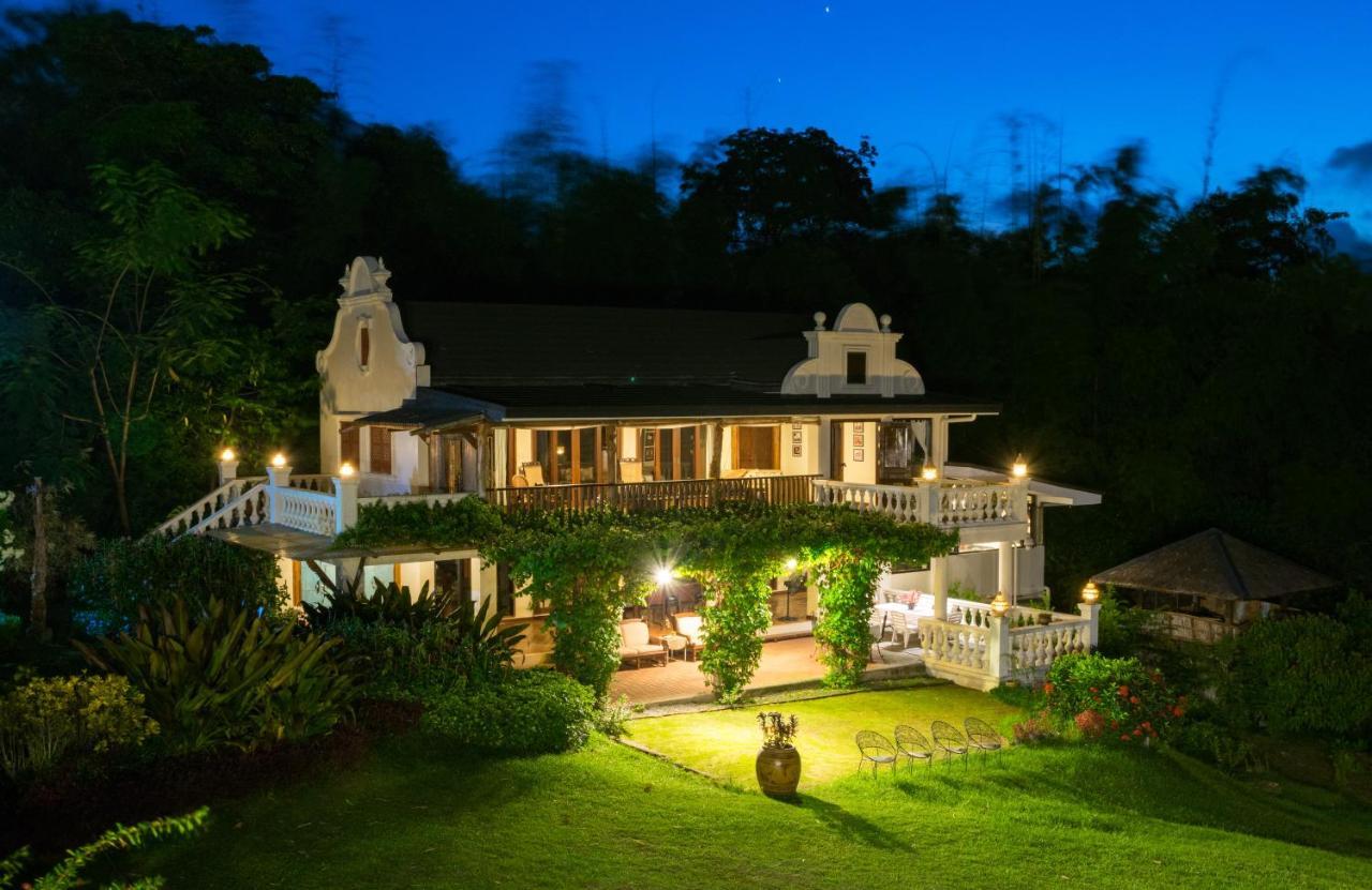 Ataalaya Farmhouse Batangas Exterior photo