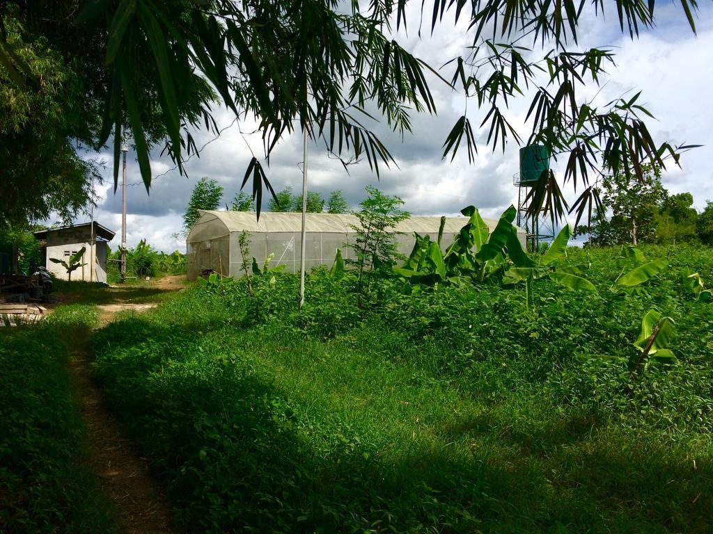 Ataalaya Farmhouse Batangas Exterior photo